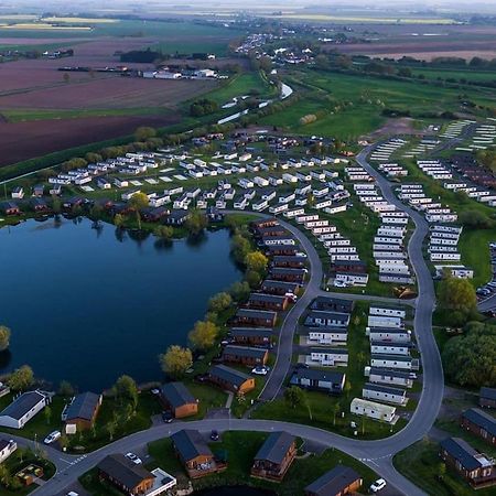 Tattershall Lakes Country Park Dogdyke Bagian luar foto